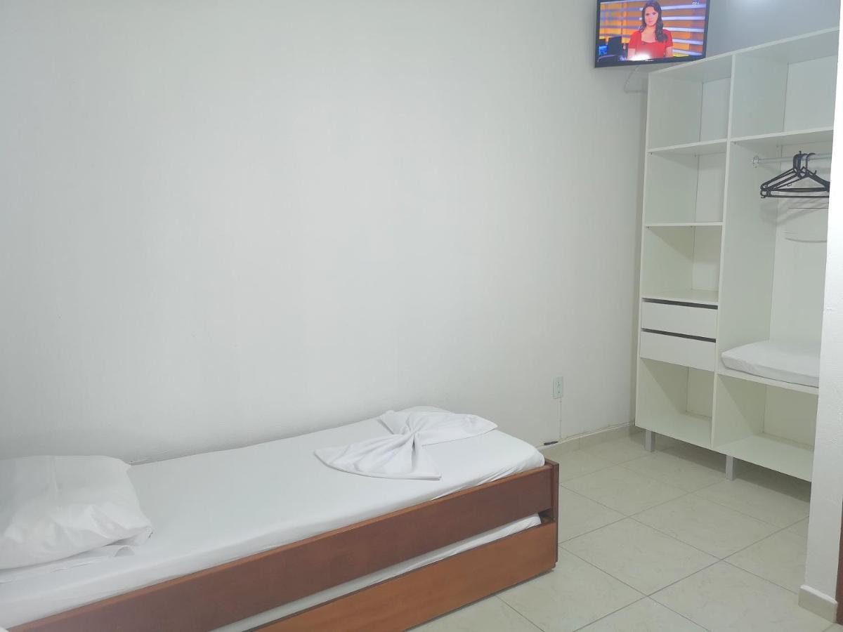 Residencial Rocas I Apartamento *